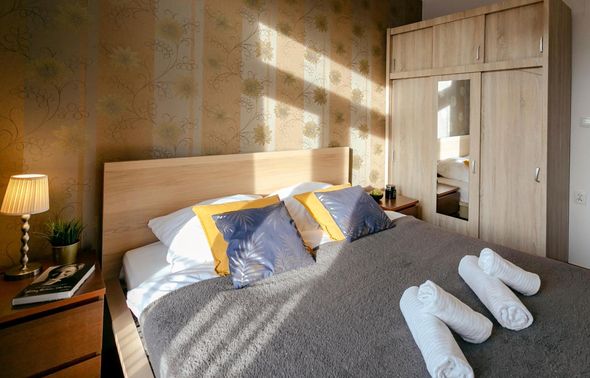 Plac Konstytucji 6 Orange - Apartament Dla 4 Osob - Bezplatny Parking - Free Parking - Piekny Widok Na Panorame Warszawy Βαρσοβία Εξωτερικό φωτογραφία
